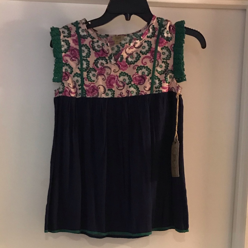 Girl’s Shirt